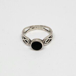 Sterling Silver Ring Braided Pattern w/ Round Black Stone 925 Hallmarked Onyx?